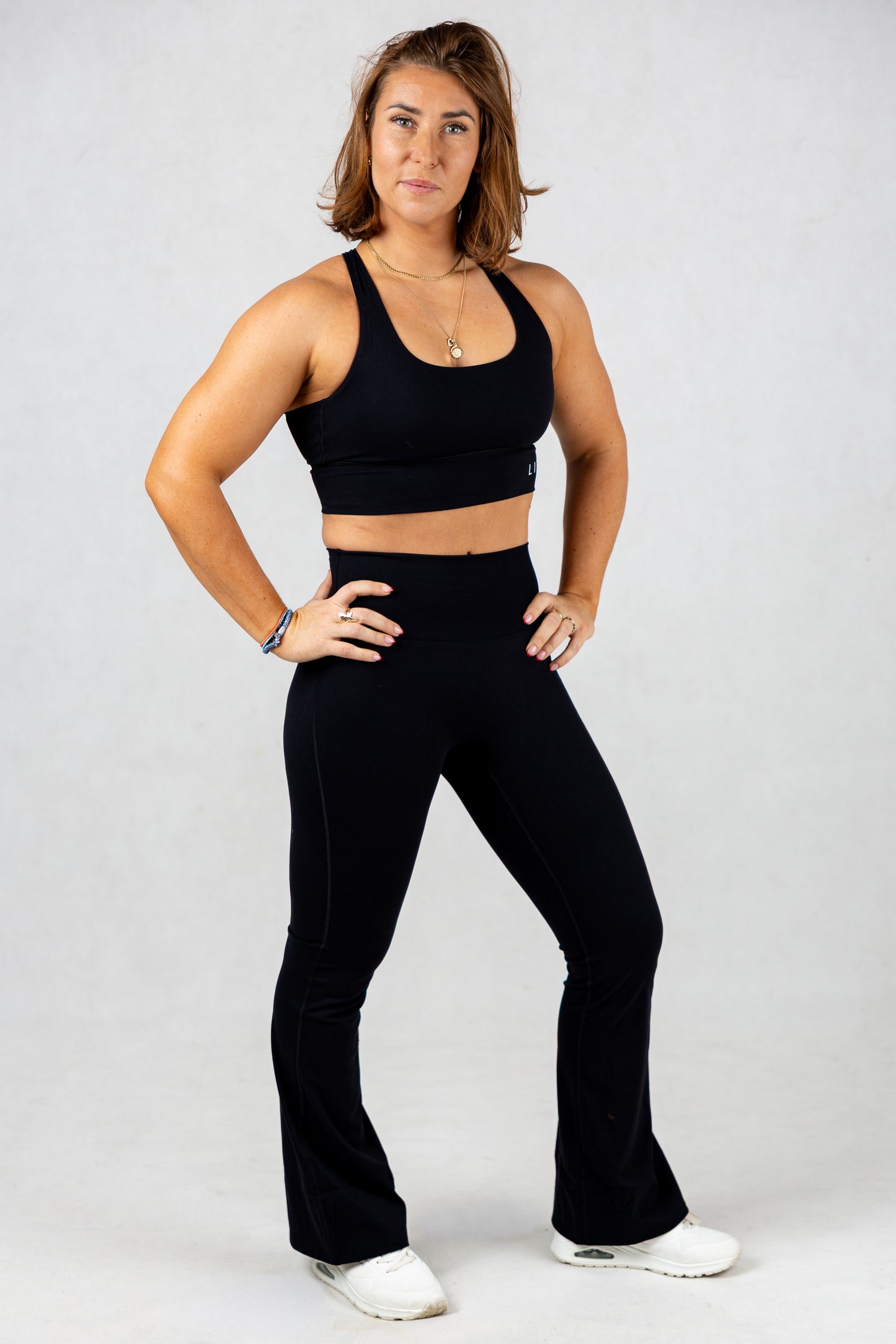 LIFT Flare Yoga Pants Sort