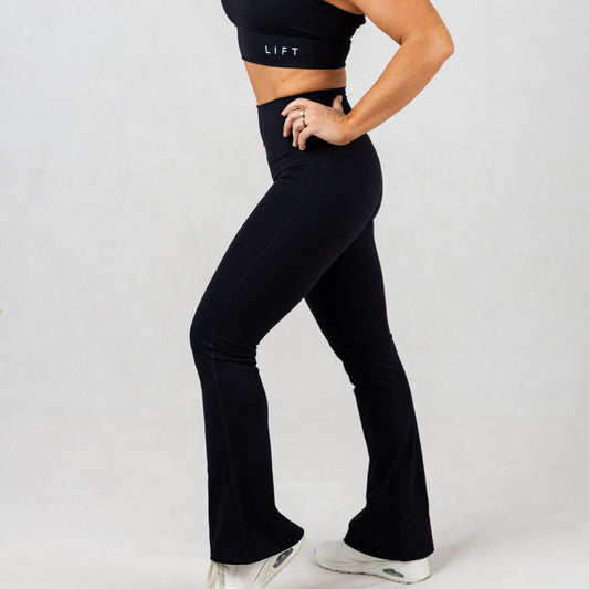 LIFT Flare Yoga Pants Sort